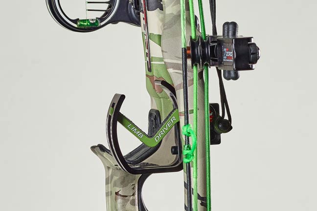 Recurve bow vs. Compound bow - which is best?