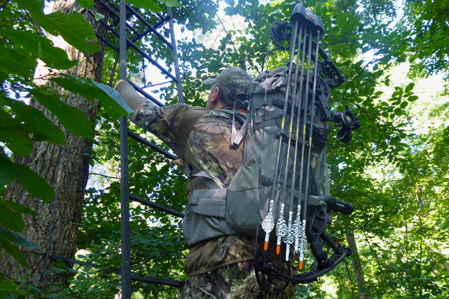 How High-Tech Packs Work for Whitetail Hunters